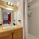 Apartment Appt 2 Pieces 5 Couchages Cap D'agde Ct045-0181 Agde